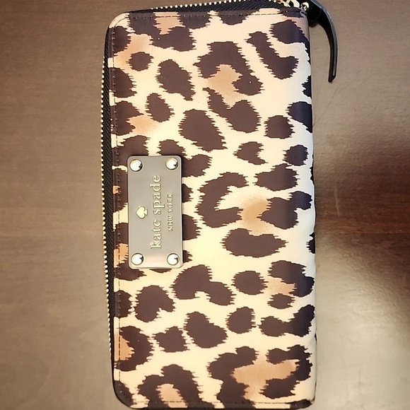 kate spade Handbags - Kate Spade Wallet Animal Print Nylon